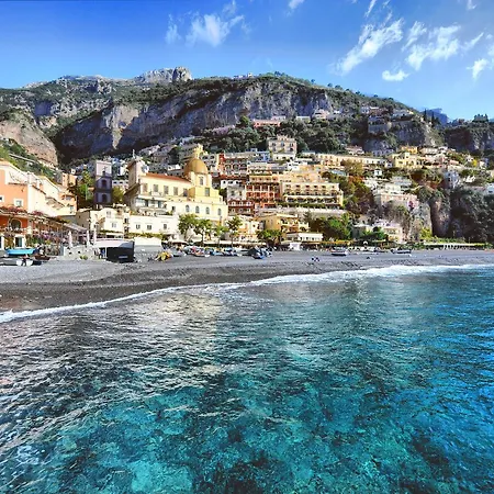 Villa Costanzo Beachfront Air Conditioning And Free Wi-Fi