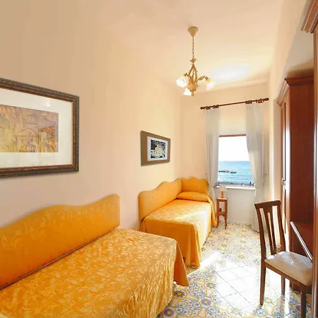 Costanzo Beachfront Air Conditioning And Free Wi-fi 아파트 포지타노