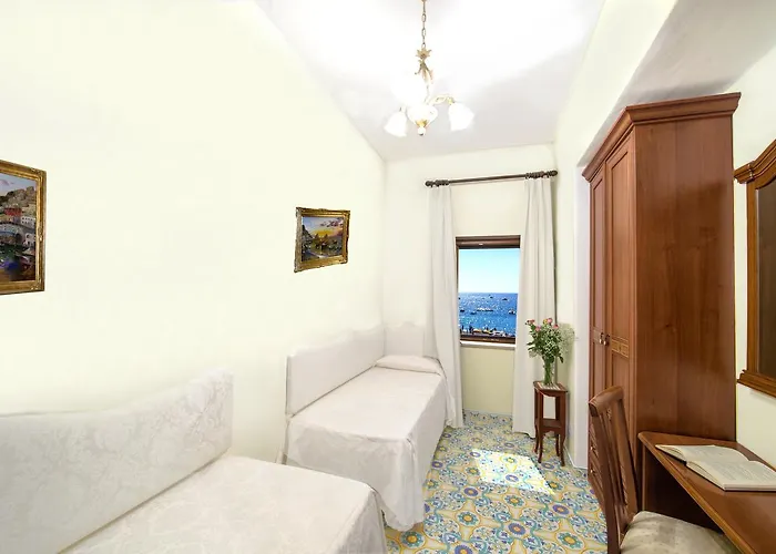 Appartamento Costanzo Beachfront Air Conditioning&free Wi-fi *
