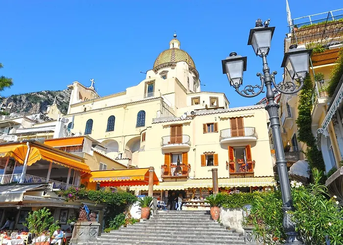 Costanzo Beachfront Air Conditioning&free Wi-fi Appartamento