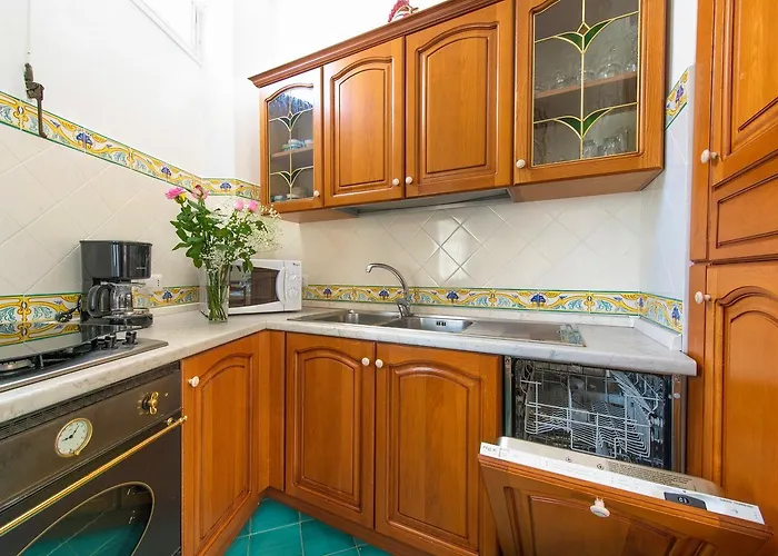 Costanzo Beachfront Air Conditioning&free Wi-fi * Positano