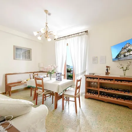 דירה Costanzo Beachfront Air Conditioning And Free Wi-fi *